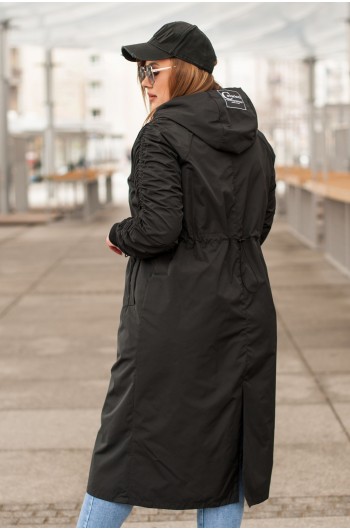 PENELOPA- Olśniewający, długi płaszcz w kolorze czarnym