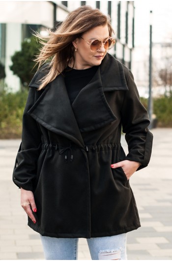 SALE! PINEA - Krótki, wiązany płaszczyk w kolorze czarnym