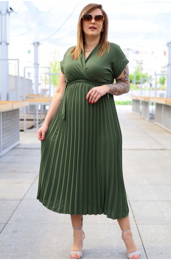 FILBERTA - Olśniewająca sukienka plisowana w kolorze khaki