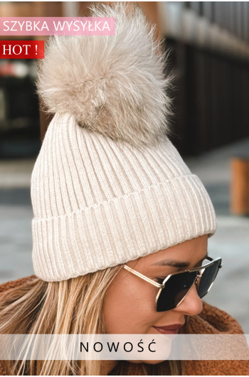 Czapka z odpinanym pomponem w kolorze beżowym