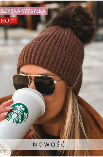 Czapka z odpinanym pomponem w kolorze brązowym