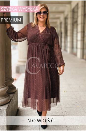 OLESIA - nowa gwiazda wśród sukienek plus size w kolorze brązowym