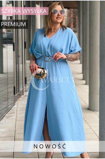 AMANDA - Długa sukienka z ozdobnym paskiem w kolorze błękitu